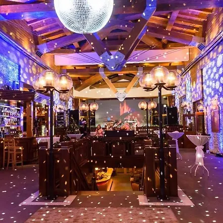 Pirin Golf Private Курортный комплекс Разлог