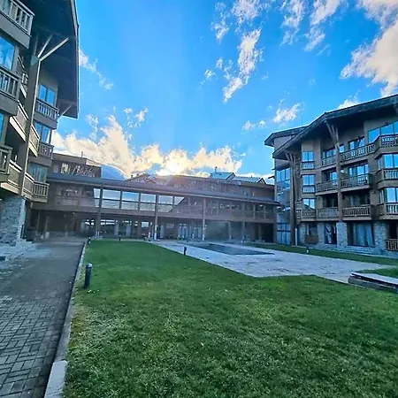 Pirin Golf Private *